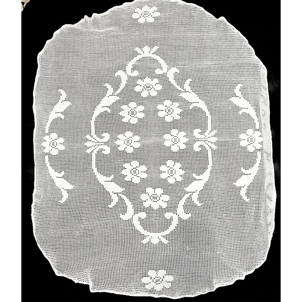 Handmade Crochet Floral Crochet Oval Tablecloth Size: 75